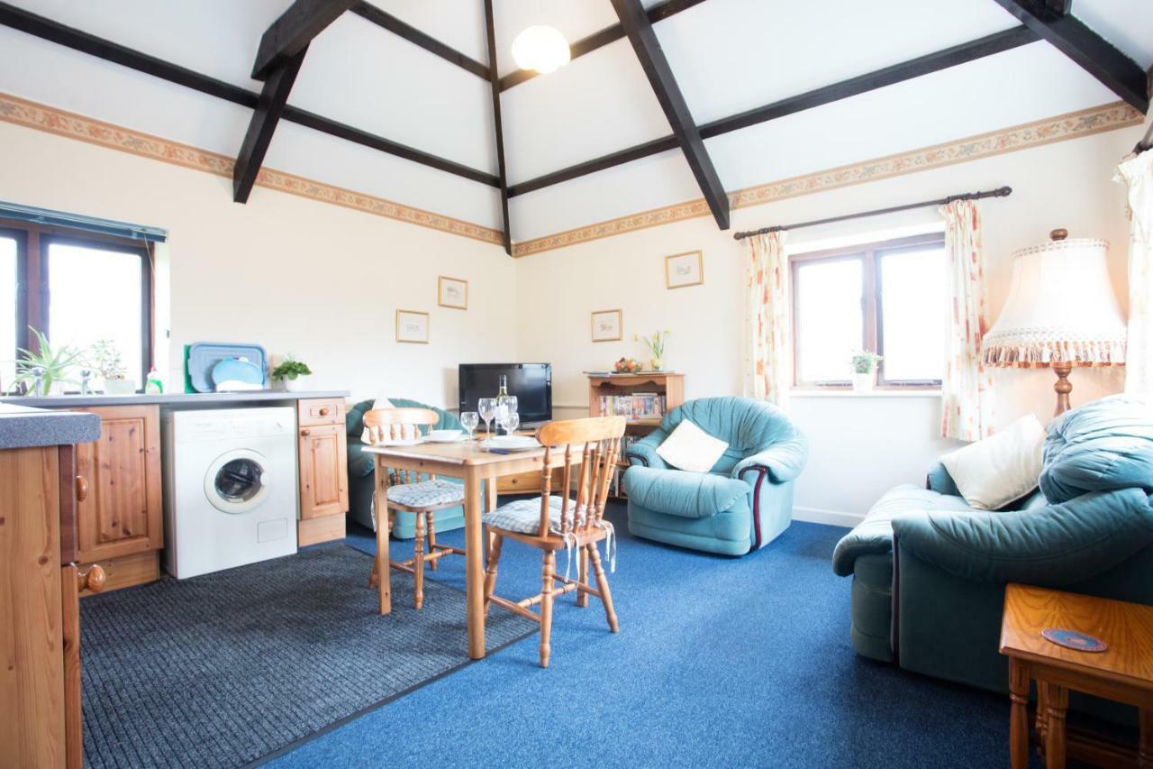 Sharlands Farm Holiday Cottages Bude Dış mekan fotoğraf