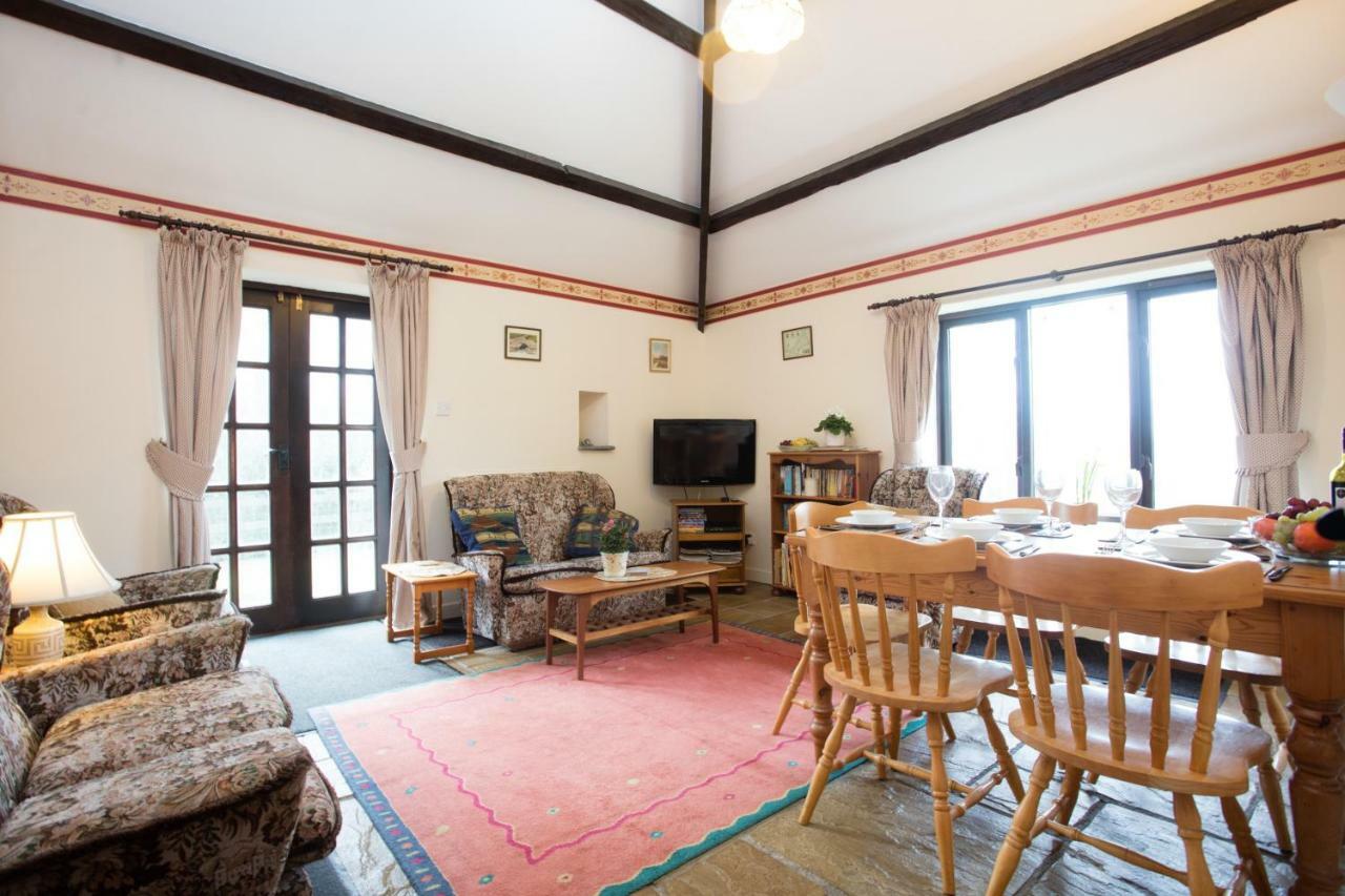 Sharlands Farm Holiday Cottages Bude Dış mekan fotoğraf
